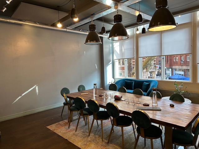 09E+CJuly2021 office